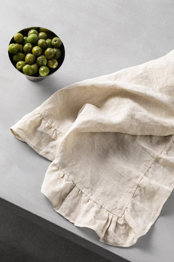100% Ruffle Linen Table Napkins | Natural (Set of Four)