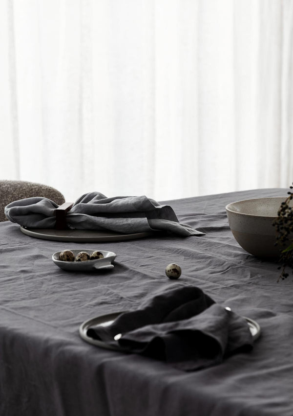 Flou. Design 100% Linen Napkins - Natural (Set of four) – Norsu