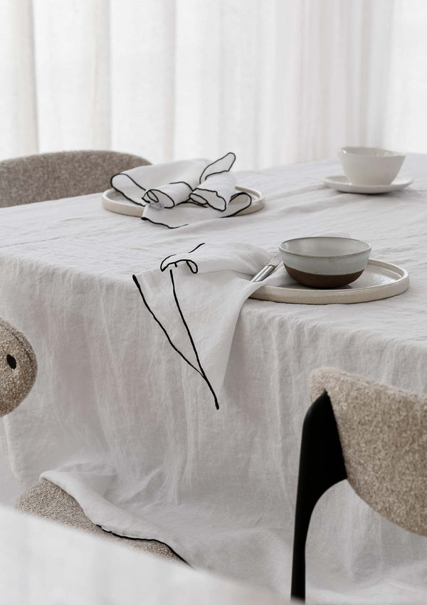 White Amara Stitch Table Bundle